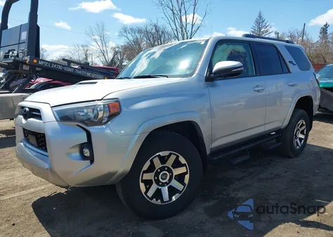 2023 Toyota 4Runner Trd Off Road Premium z USA, uszkodzony, nr VIN JTERU5JR8P6104230